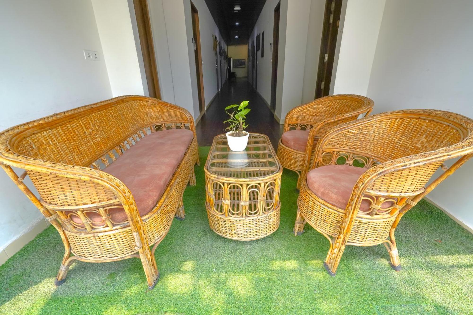 Hotel The Naga Rishīkesh Extérieur photo